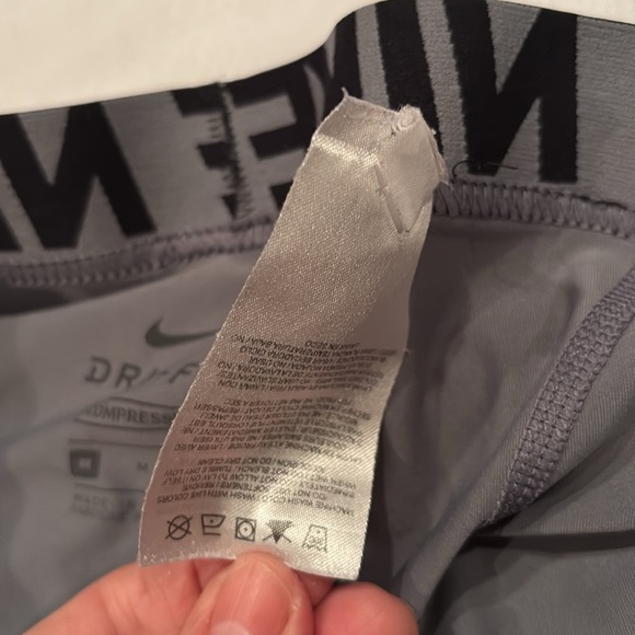 Nike Pro Adult Men's Size XL Solid Gray Low Rise Compression 3/4 Pants M - Picture 7 of 10